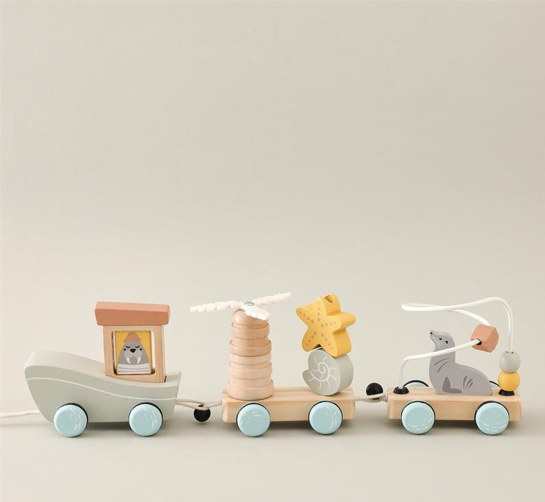Wooden 3-Section Animal Pulling Toy - Baby Walking Train with Pull String, Educational Toddler Pull Toy with Animal Blocks, Montessori Early Learning Walking Aid for 1-3 Year Olds