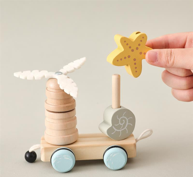 Wooden 3-Section Animal Pulling Toy - Baby Walking Train with Pull String, Educational Toddler Pull Toy with Animal Blocks, Montessori Early Learning Walking Aid for 1-3 Year Olds