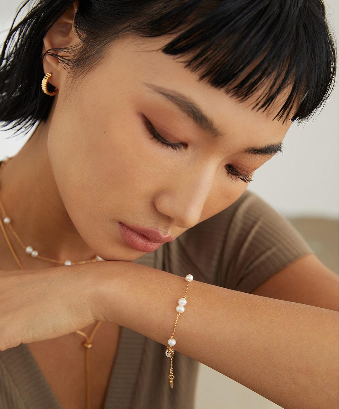 Sterling Silver Freshwater Pearl Glimmer Bracelet
